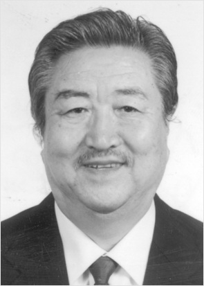戴硯田 