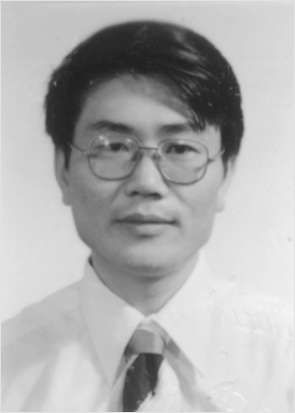 鹿陳 