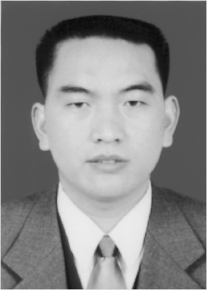 王富強 