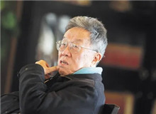 【王　蒙】	溫奉橋丨《王蒙：共和國文學之子》；	謝尚發丨《1980年代初王蒙和他的四篇小說》。