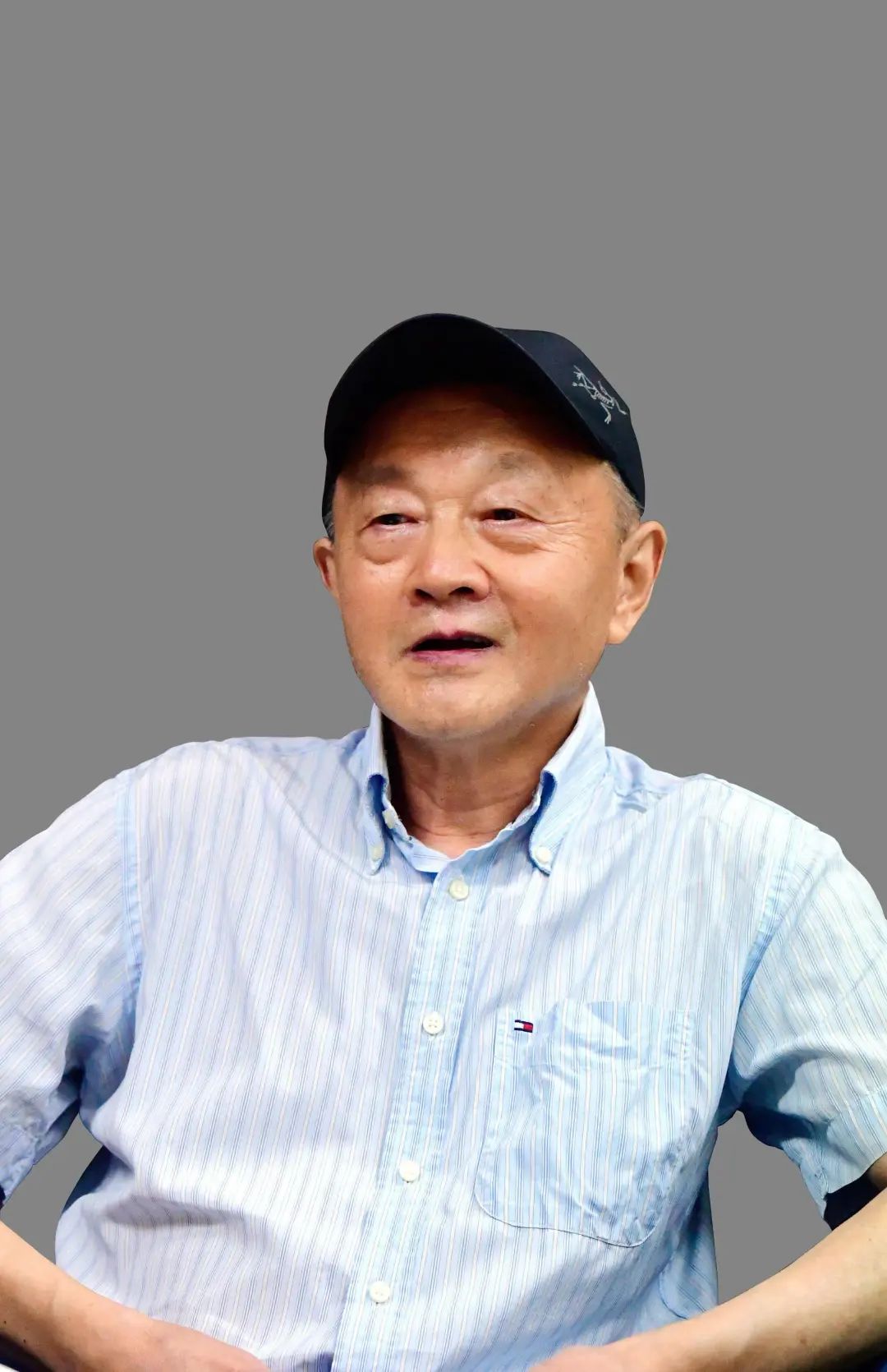 竺祖慈，生于1949年，祖籍寧波，資深日本文學編輯、譯者。
