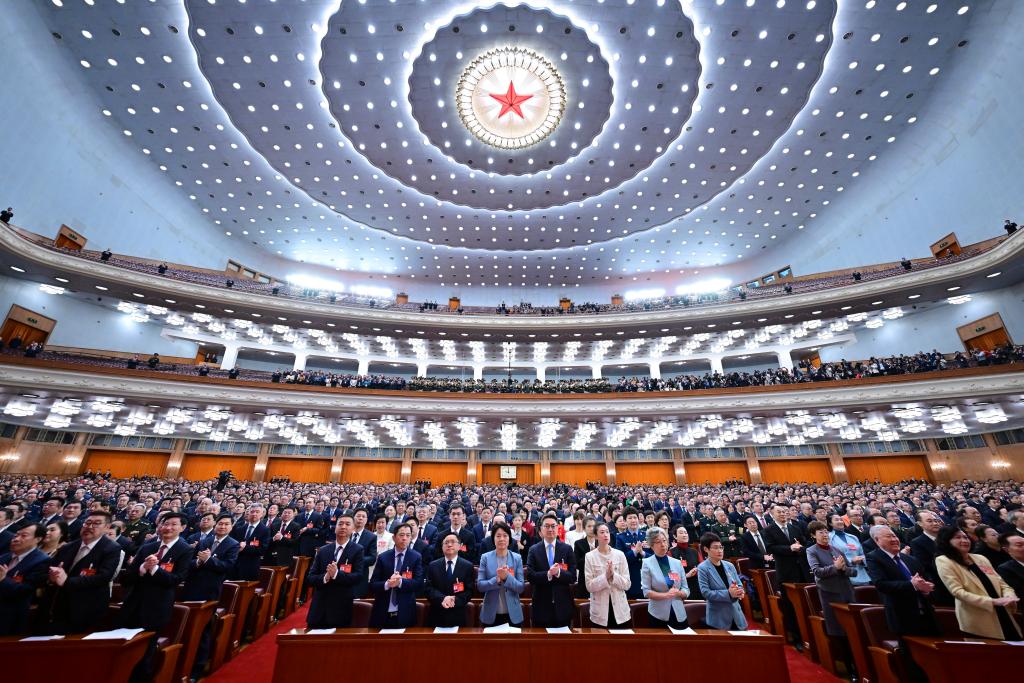 3月10日，中國人民政治協(xié)商會議第十四屆全國委員會第二次會議在北京人民大會堂舉行閉幕會。新華社記者 翟健嵐 攝