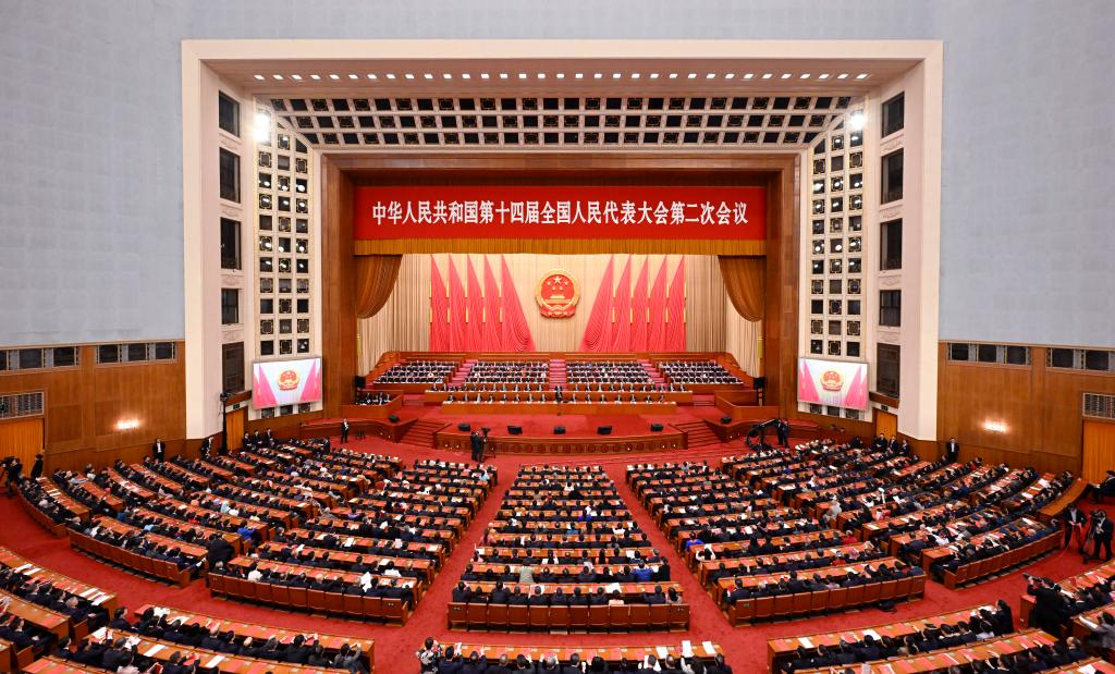 3月11日，第十四屆全國人民代表大會(huì)第二次會(huì)議在北京人民大會(huì)堂舉行閉幕會(huì)。新華社記者 申宏 攝
