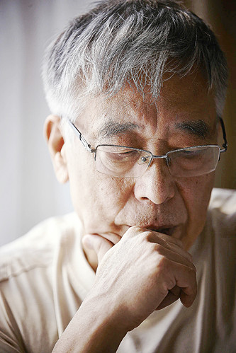 王晉康，科幻作家、高級工程師。代表作有長篇小說《類人》《蟻生》，短篇小說集《替天行道》《生命之歌》《豹》等。代表作《水星播種》入圍2024年雨果獎最佳長中篇小說。
