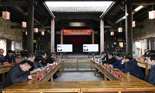 采風團與寧都當地文學愛好者交流