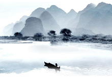 朱強(qiáng)：過(guò)故人莊孔目江流經(jīng)白梅村，身體向左一轉(zhuǎn)，綠色的田疇就像一把折扇順勢(shì)打開(kāi)了。江水劃開(kāi)的兩岸，被一座五孔拱橋連接起來(lái)。[詳細(xì)]