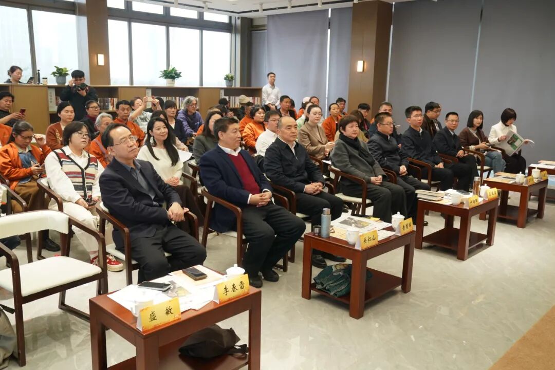 新大眾文藝寫作者走進“未來之城”雄安